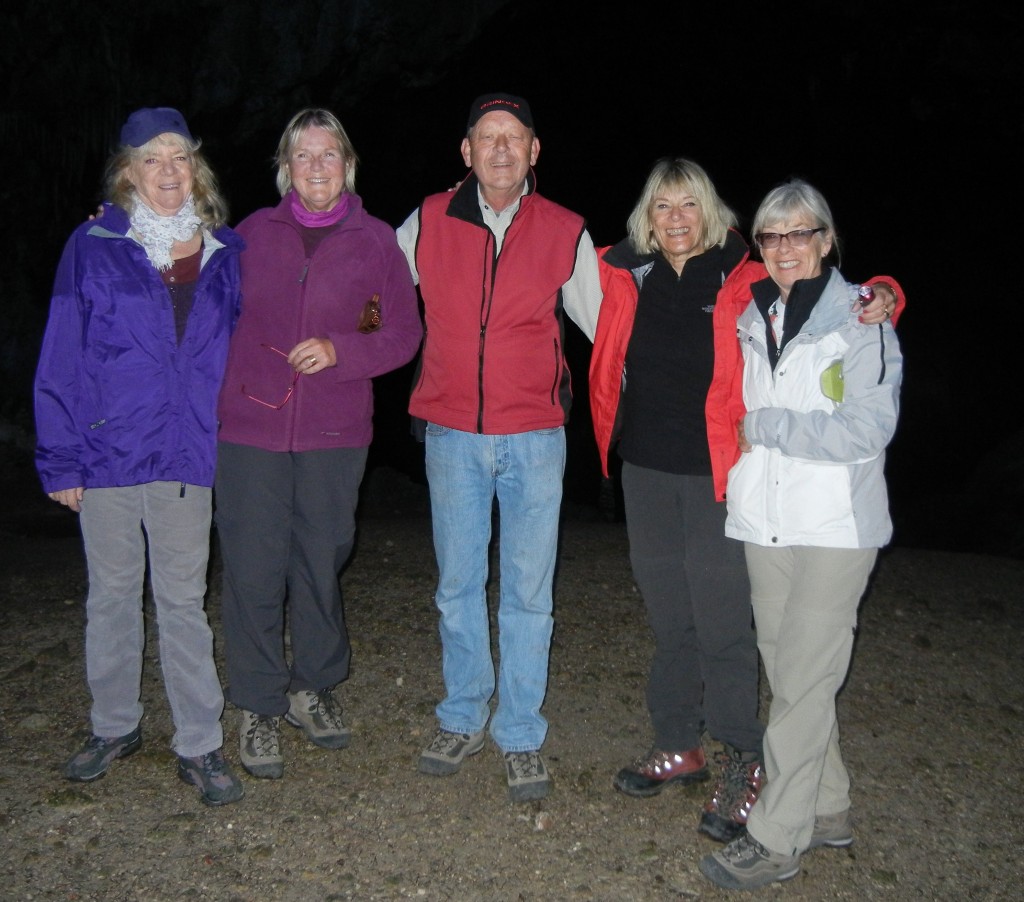 Inger, Kerstin, Göran, jag och Britt inne i grottan