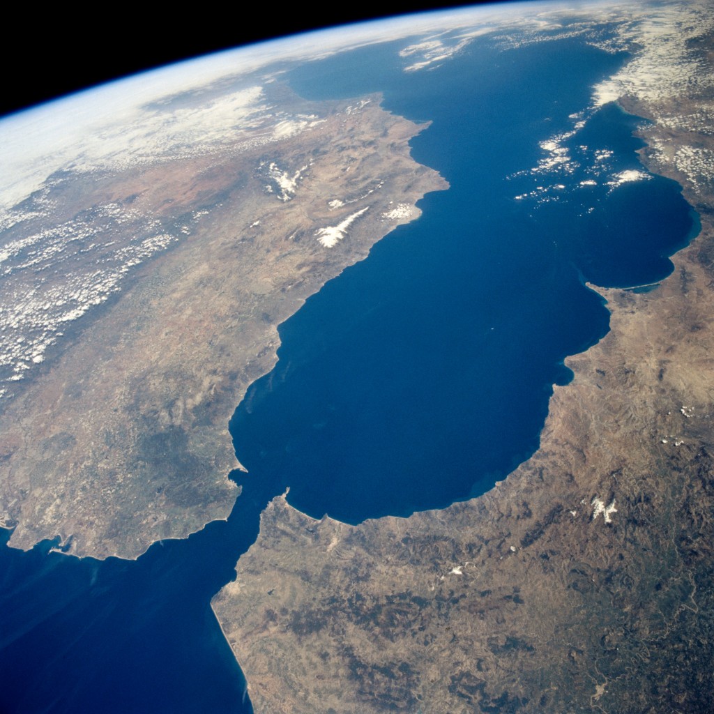 Gibraltar sund och Medelhavet - bild från yttre rymden