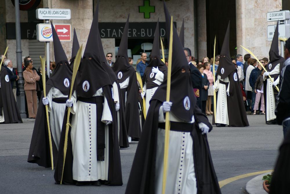 Påskveckan i Palma är spännande och intressant; med processioner genom staden