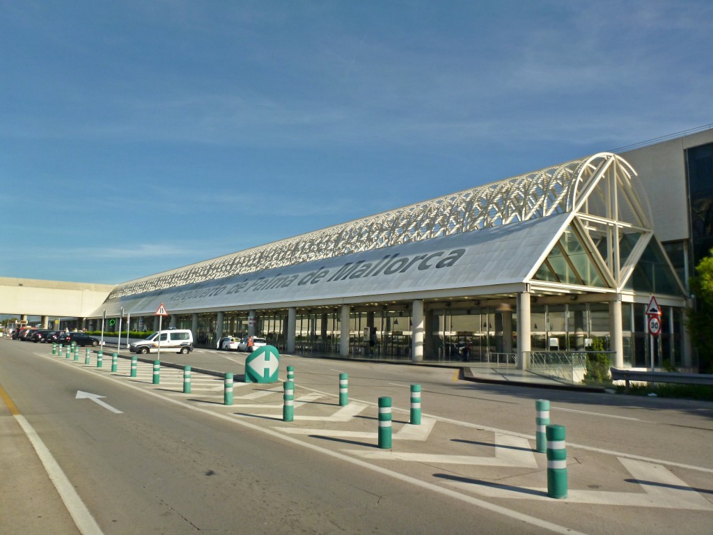 I februari landade eller lyfte 625.652 flygresenärer på Mallorca - en ökning med 6,1 procent